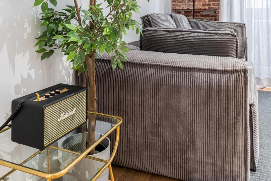2 Bedrooms 1 Bathroom Furnished - Centro - Equipped & Stylish - Minty Stay Madrid Ngoại thất bức ảnh